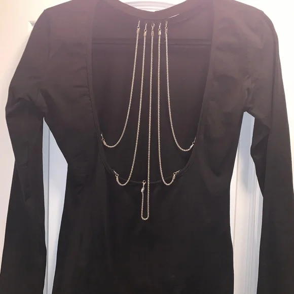 BodyCon dress with layered chain - Picture 5 of 7
